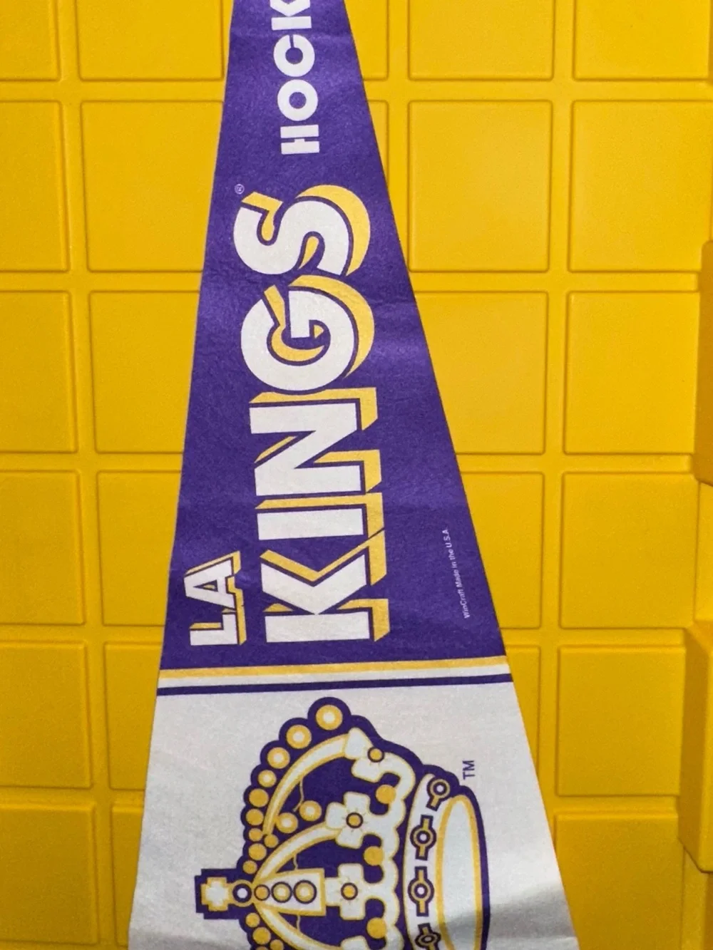 LA Kings Purple and White Decorative flag